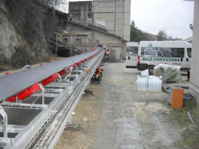 Long distance conveyor